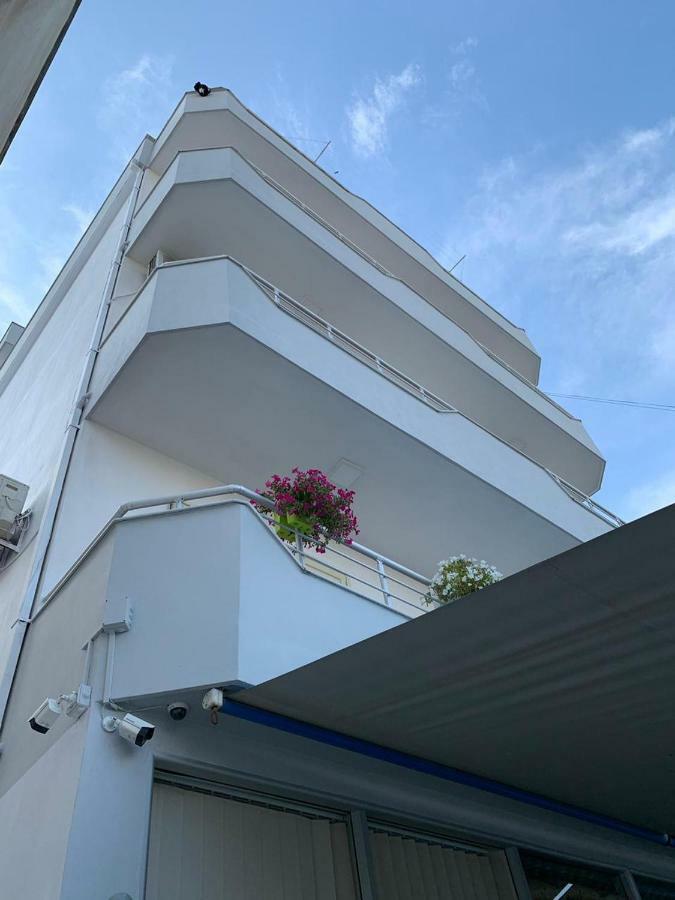 Guesthouse Cami دراس المظهر الخارجي الصورة